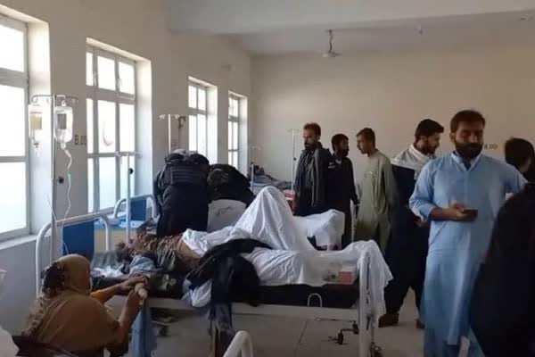 ده‌ها کشته و زخمی در انفجار بمب نزدیک مسجدی در جنوب غرب پاکستان