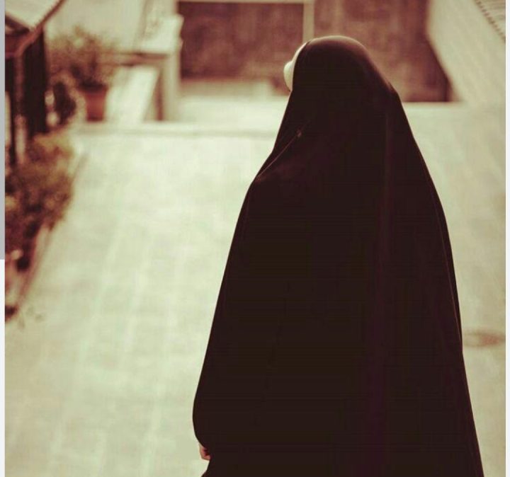 آیا ‌انکار حجاب موجب خروج از اسلام است