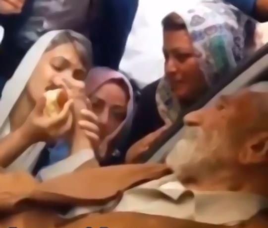 مرحوم فیض کاشانی: ایکاش دراویش به ادعای تصوف قناعت می کردند