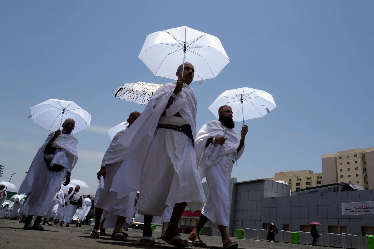 بیش از ۵۵۰ نفر در حج بر اثر گرما جان باختند