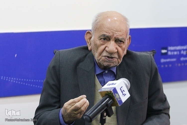 محمود مهدوی دامغانی: واژه «قربان» در عرفان فارسی کنایه از قربانی نفس است