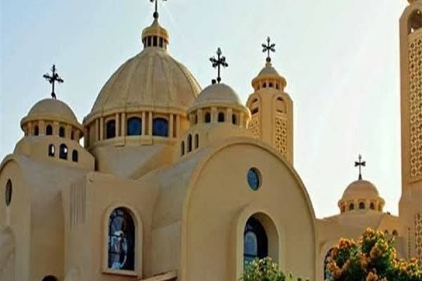 اقامه نماز در مسجد و کلیسا با هدف دعا برای برقراری صلح در فلسطین