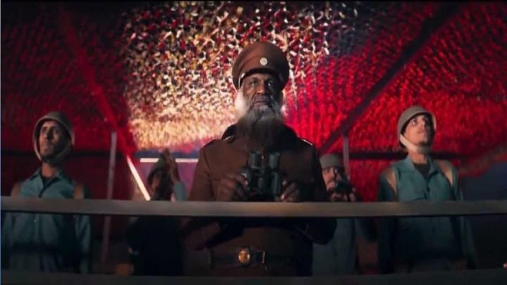 عادل الکلبانی، امام جماعت مسجدالحرام در کلیپ تبلیغاتی