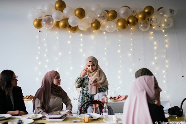 عکاس آلمانی و مستند سازی زندگی مسلمانان آلمان