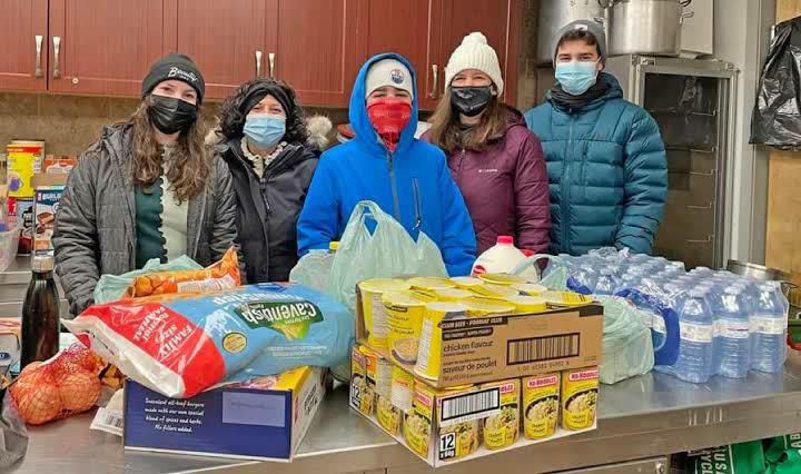 کمک یهودیان به مسجد برای کمک به خانمان های کانادا