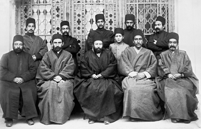 نقش انگلیس در برقراری ارتباط میان زرتشتیان و بهائیان (بخش سوم)