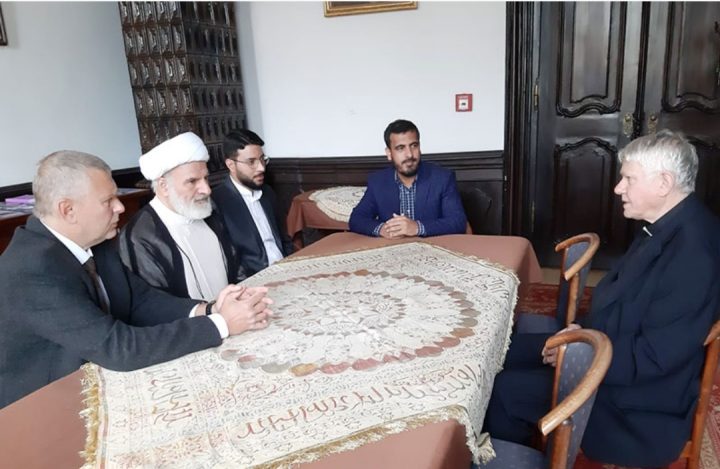 ادیان پیام محبت و عدالت برای بشریت به ارمغان آورده‌اند