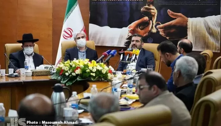 زندگی بدون چالش ادیان توحیدی در ایران سابقه چند هزارساله دارد