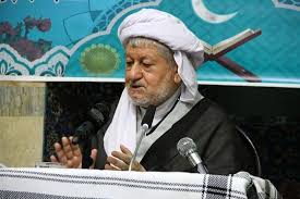 روحانیون اهل سنت و شیعه در جبهه های جنگ تحمیلی پیشتاز بودند