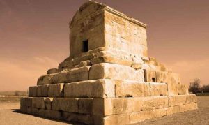 دین کوروش 