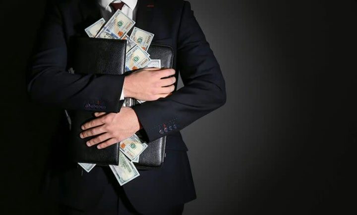 فساد مالی در محافل بهائی