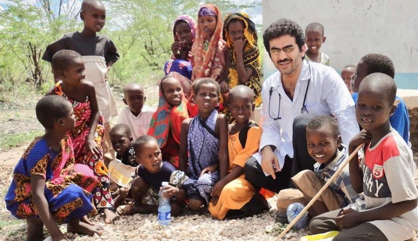 سرمایه‌ای از بم تا آفریقا برای پزشکی که نام امام حسین(ع) را به کنیا برد