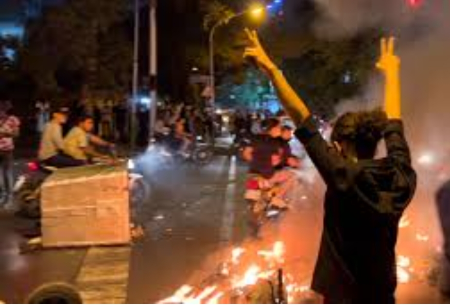 مدعیان عرفان و معنویت نوپدید سوار بر موجِ جنگ ترکیبی!