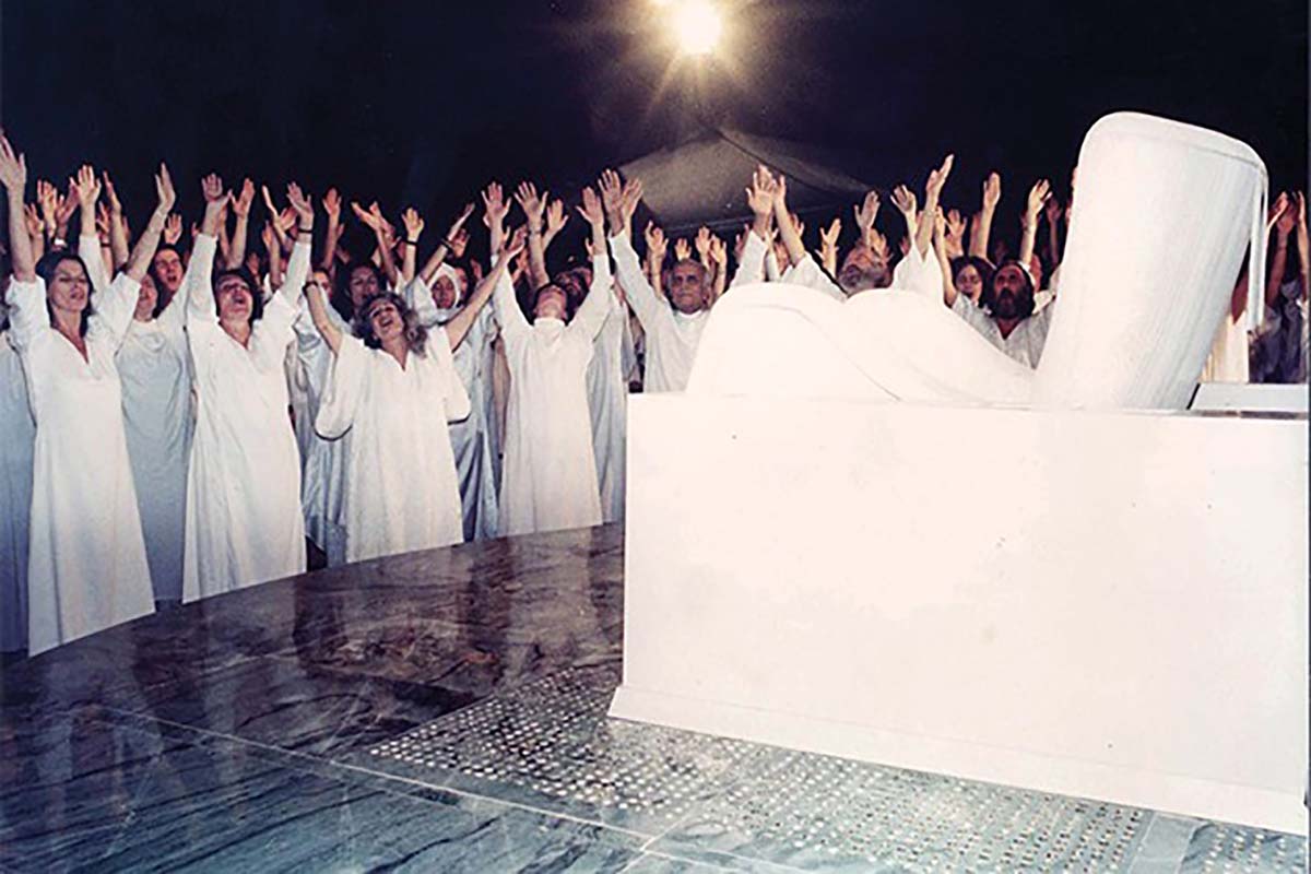 زبان؛ ابزار اصلی جذب در فرقه های انحرافی