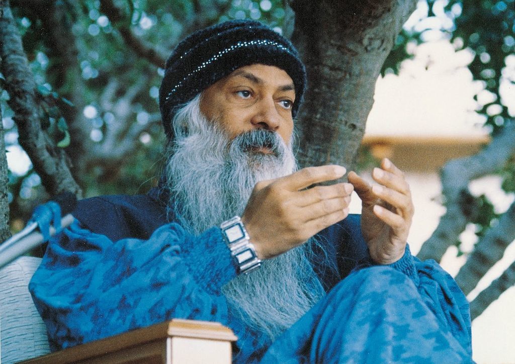 پای درس اشو؛ شهوت رانی یا آرامش؟